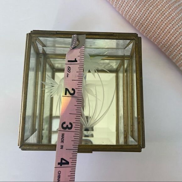 Brass and Glass Hummingbird Trinket Box - Picture 7 of 10